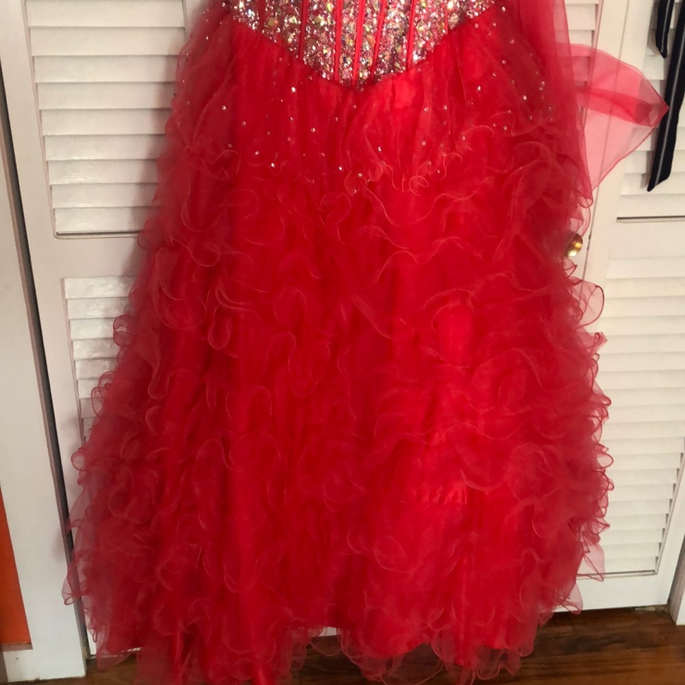 Prom Dress - Picture 2 of 7